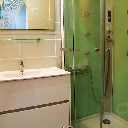 Appartement Four-bedroom In Porticcio *