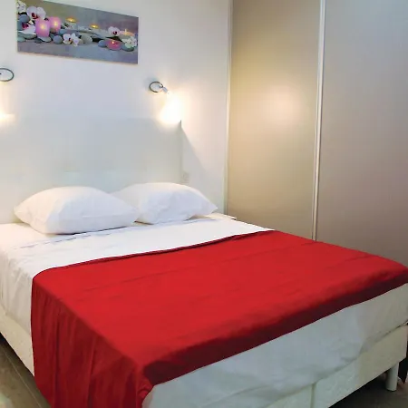 Four-bedroom In Porticcio Apartament